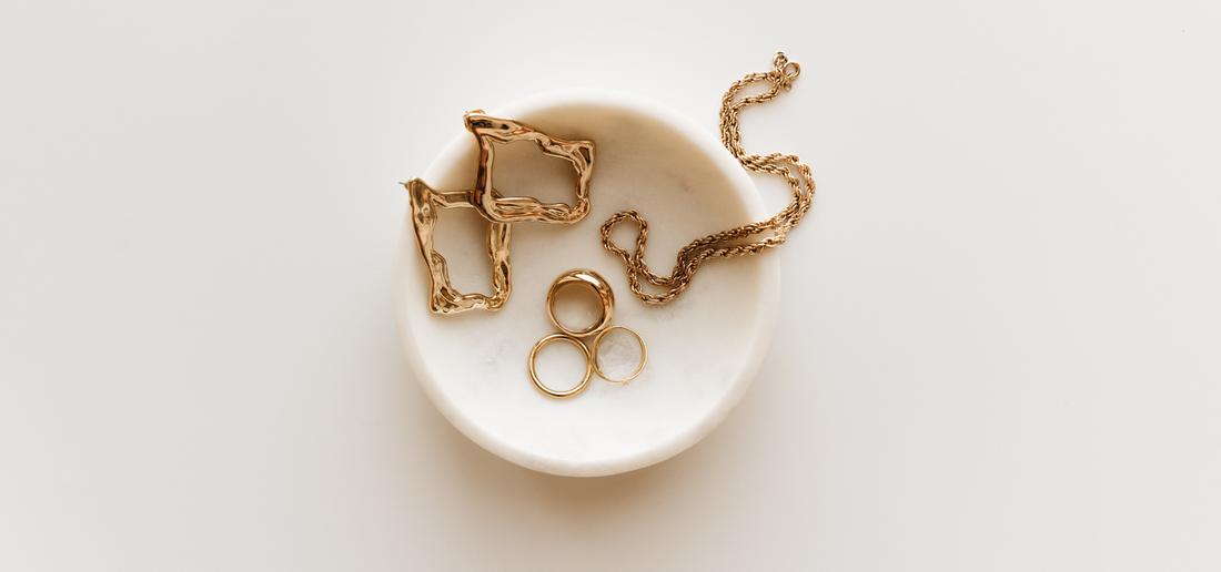 Earrings for Every Mood: How to Choose the Right Pair