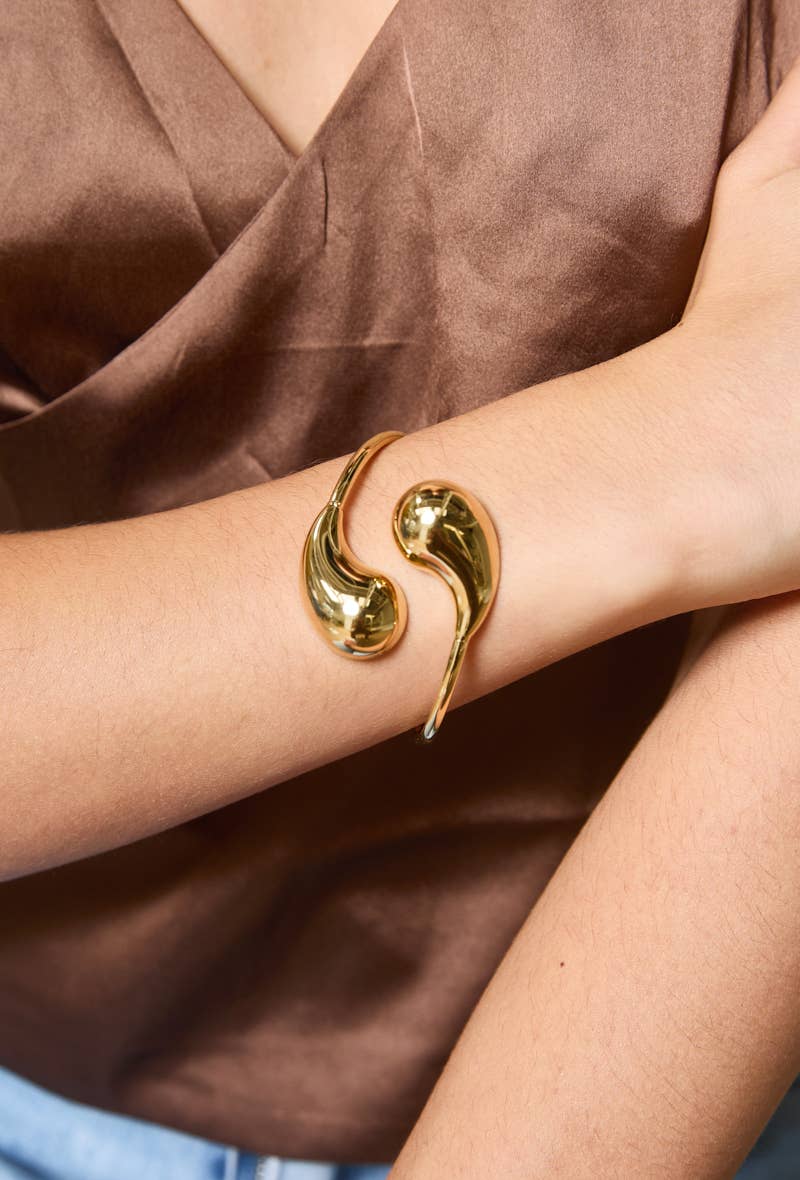 324AQ63 stainless steel bangle bracelet